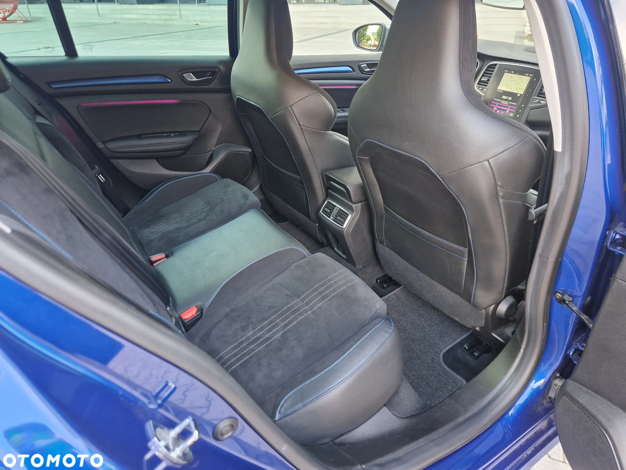 Renault Megane Grandtour ENERGY TCe 205 EDC GT - 17