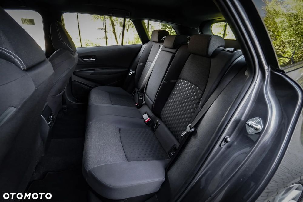 Toyota Corolla 1.8 Hybrid Comfort - 10