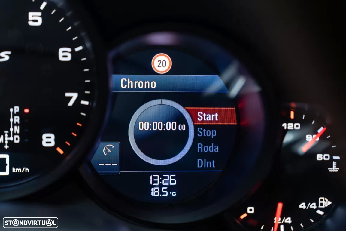 Porsche 911 (991) Carrera GTS PDK - 32