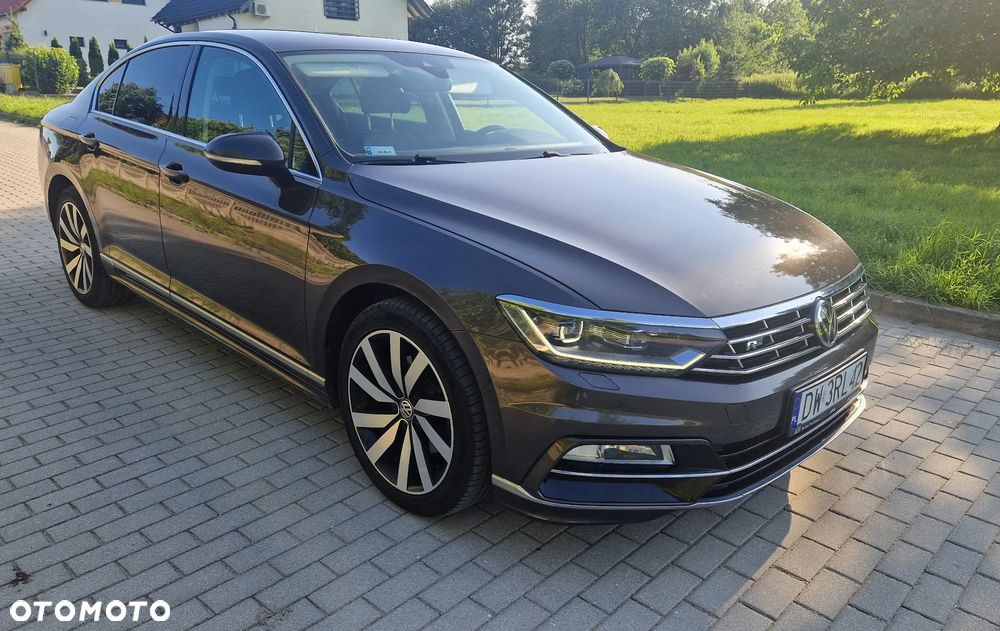 Volkswagen Passat 1.8 TSI BMT Highline - 2