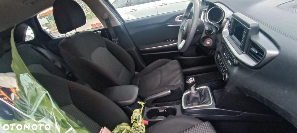 Kia Ceed 1.4 M - 4