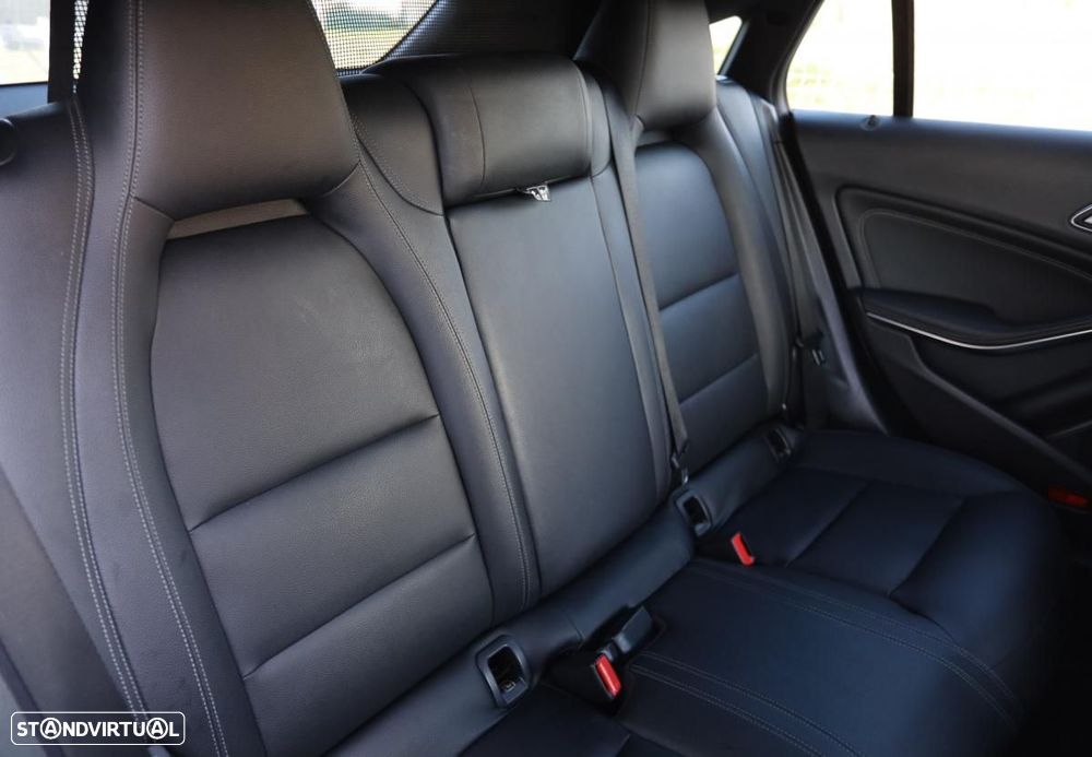 Mercedes-Benz CLA 220 d Shooting Brake Urban Aut. - 17