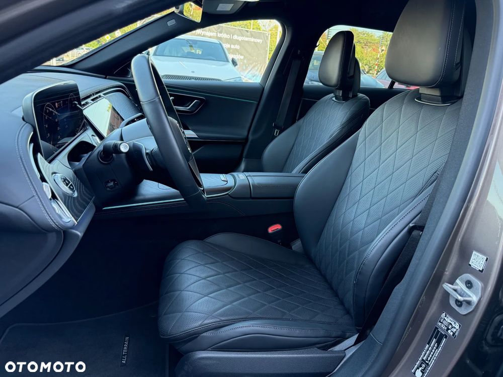 Mercedes-Benz Klasa E 300 de PHEV 4-Matic All-Terrain Avantgarde 9G-Tronic - 12