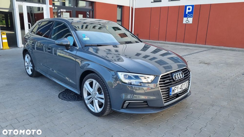 Audi A3 Sportback - 3