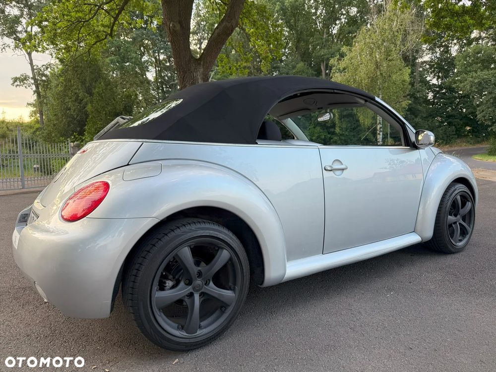 Volkswagen New Beetle - 6