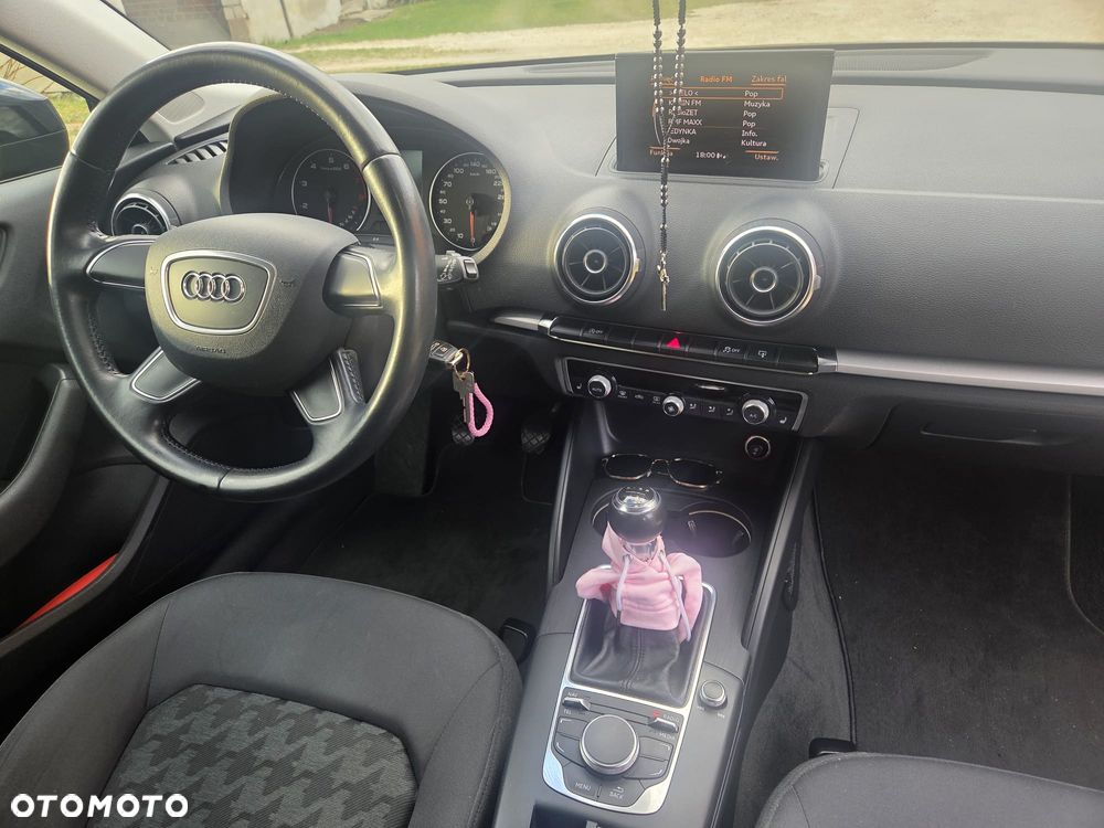 Audi A3 Sportback 1.4 TFSI Ambiente - 15