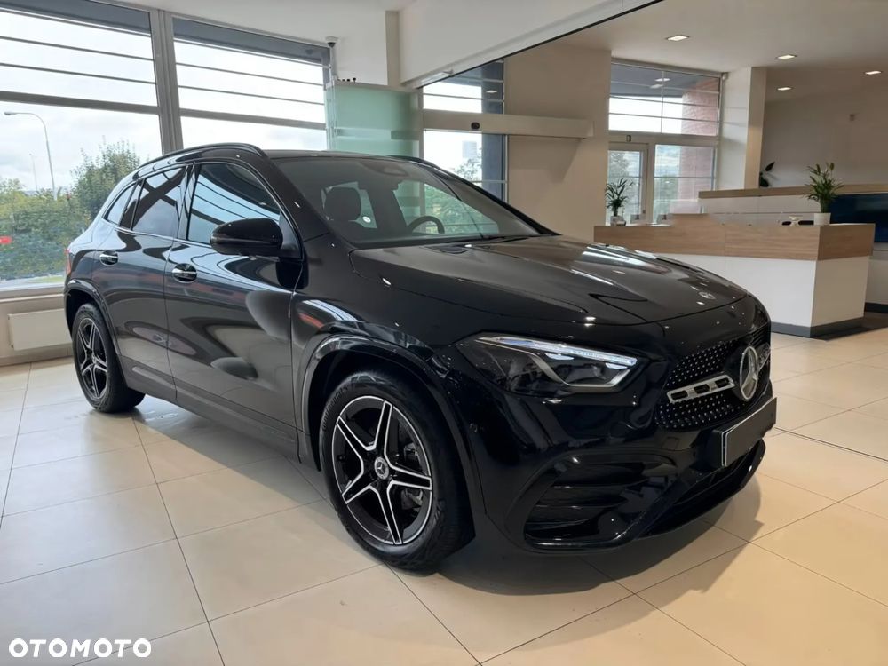 Mercedes-Benz GLA 220 mHEV 4-Matic AMG Line 8G-DCT - 2