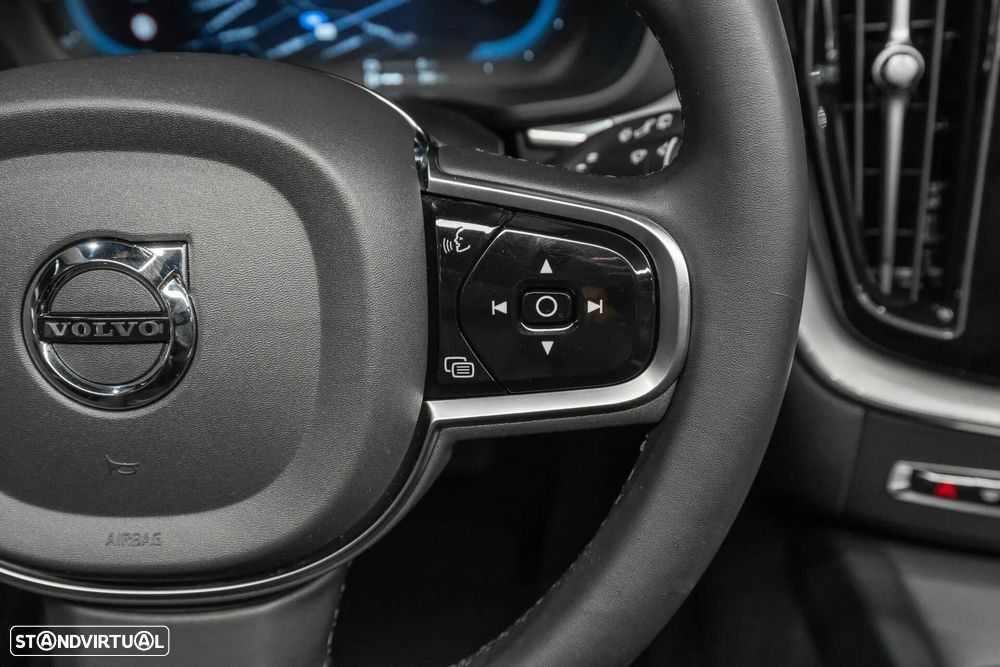 Volvo XC 60 T6 AWD Recharge Plus Bright - 13