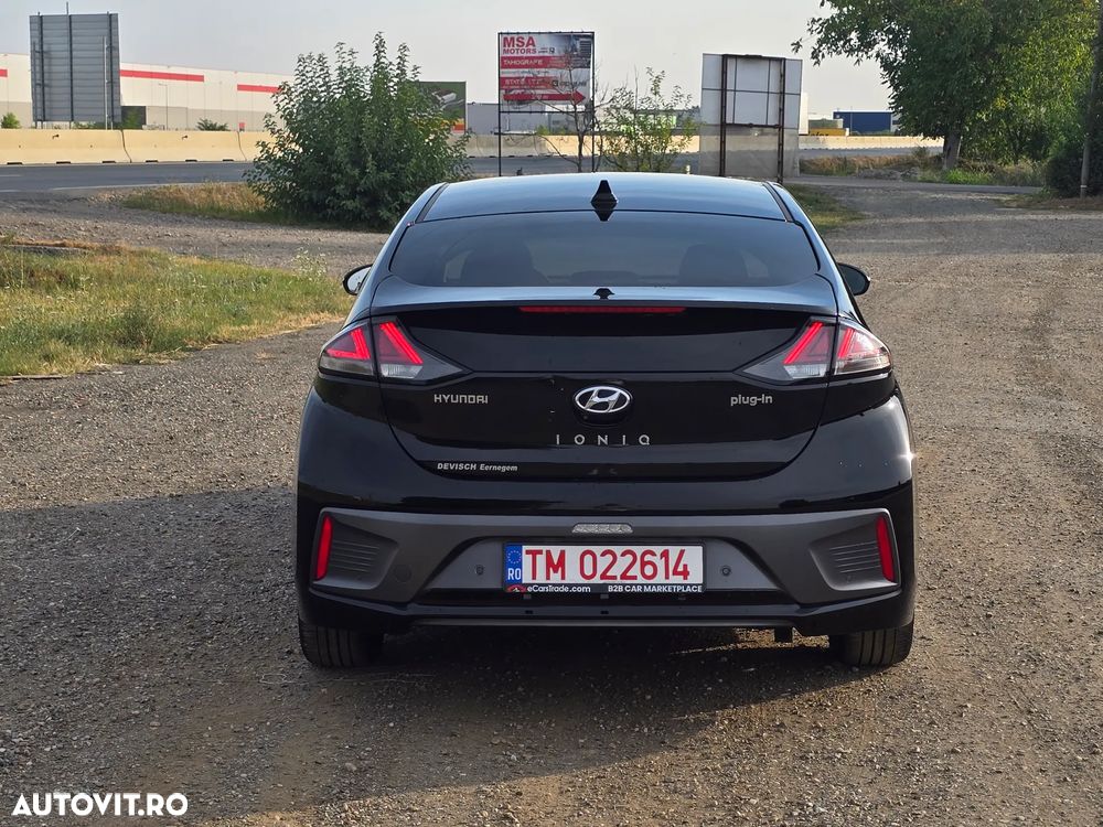 Hyundai IONIQ 1.6 GDI Premium - 10