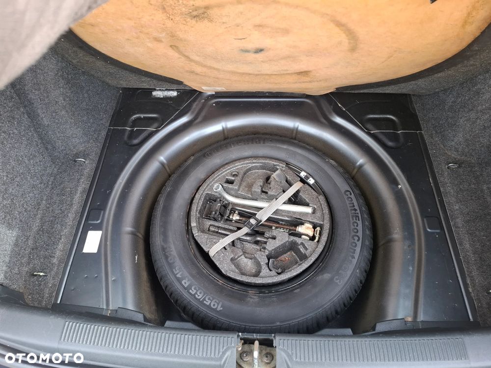 Skoda Octavia 1.9 TDI DPF Elegance - 11