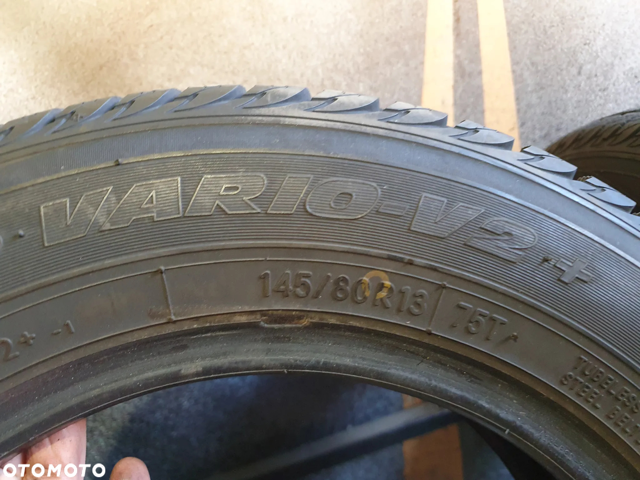 Para opon Toyo Vario V-2  145/80/13 - 5