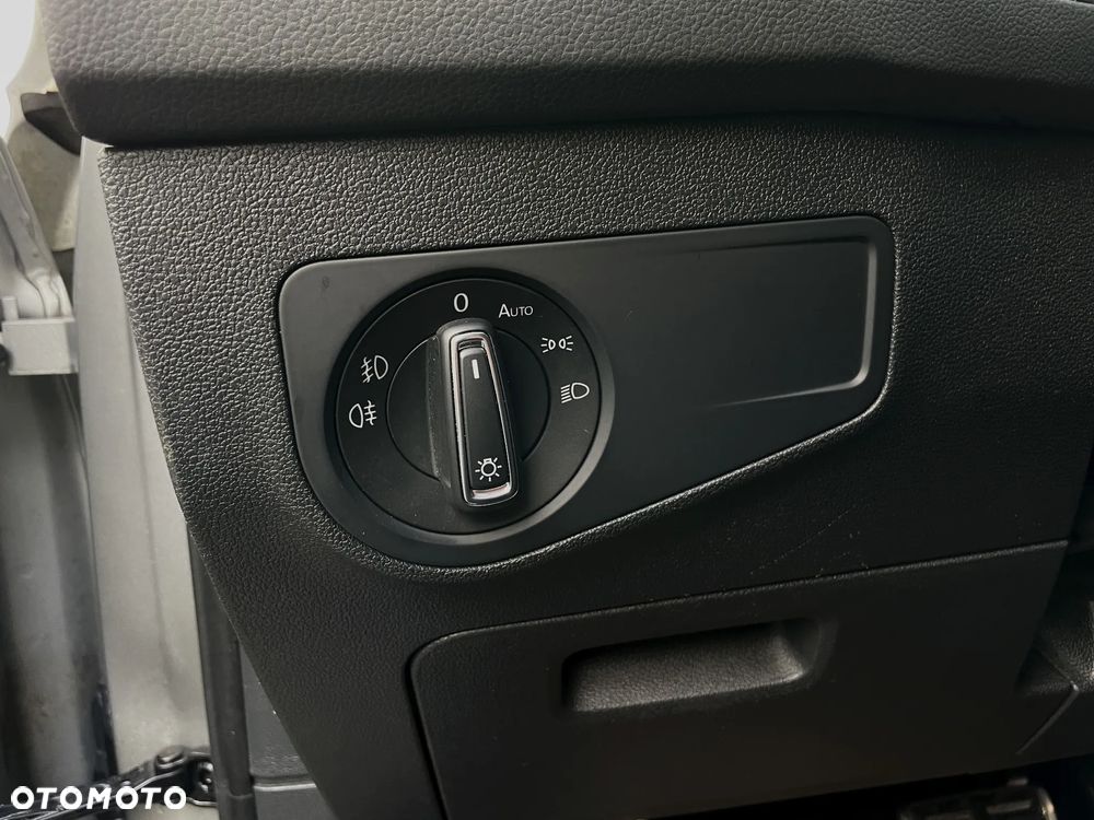 Volkswagen Tiguan 2.0 TDI SCR DSG IQ.DRIVE - 35