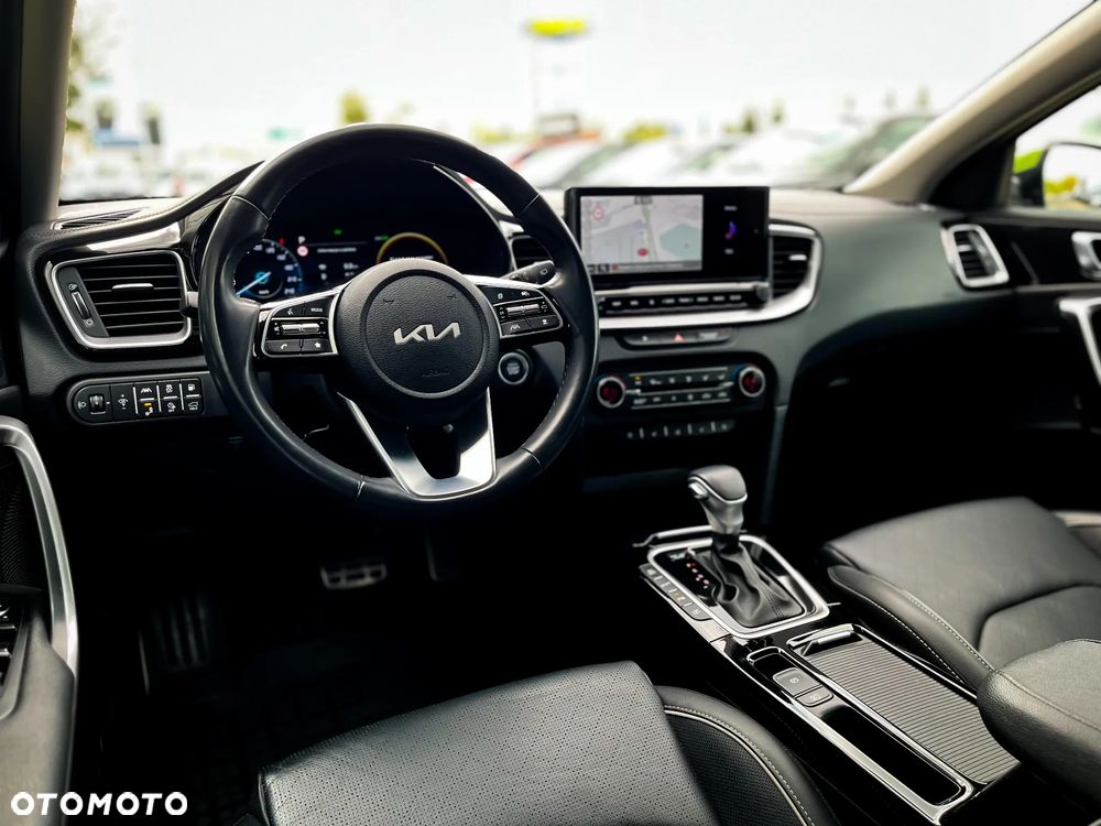 Kia XCeed 1.6 GDI PHEV L Business Line DCT - 24