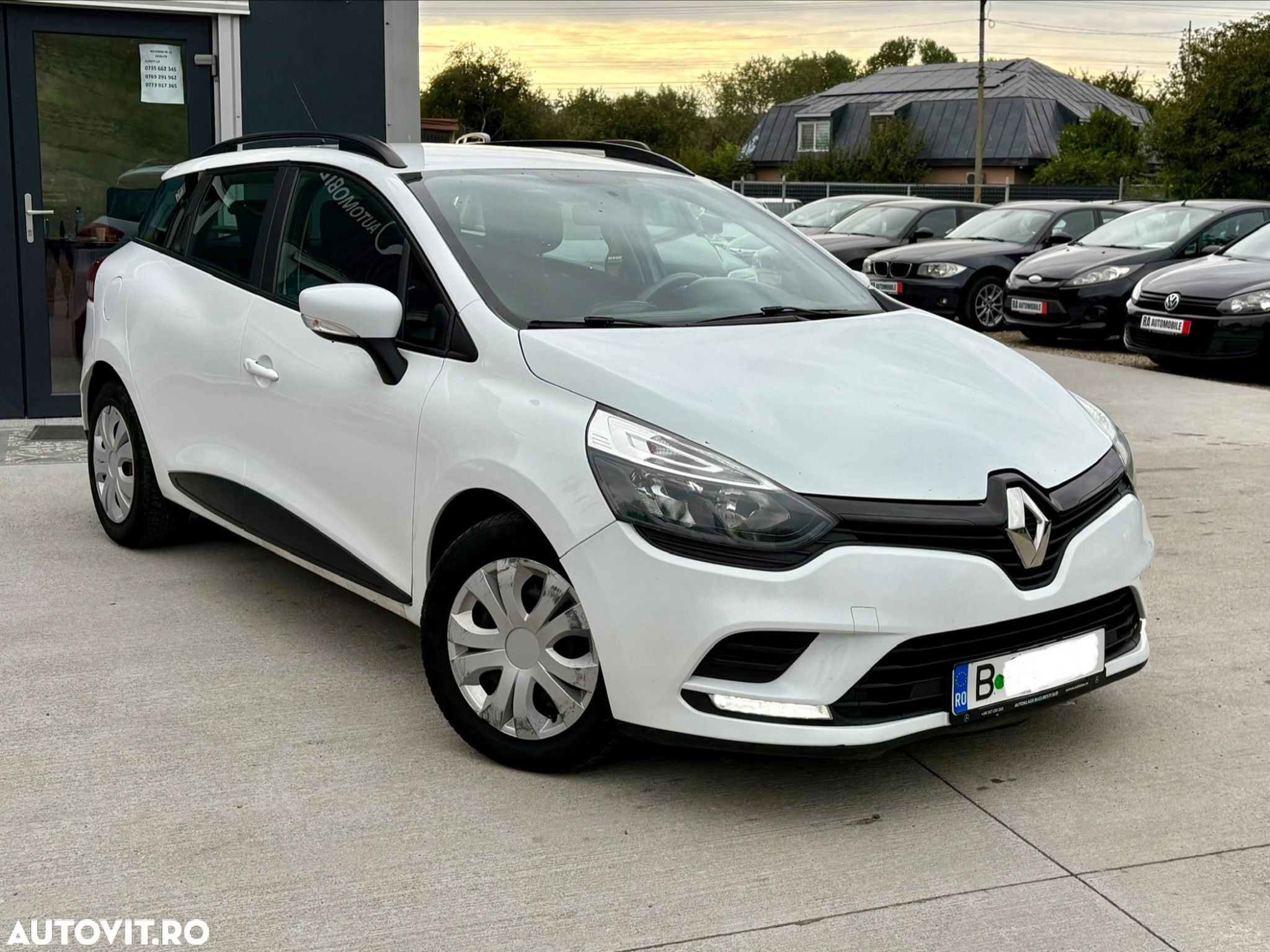 Renault Clio IV 1.5 dCi Authentique - 1