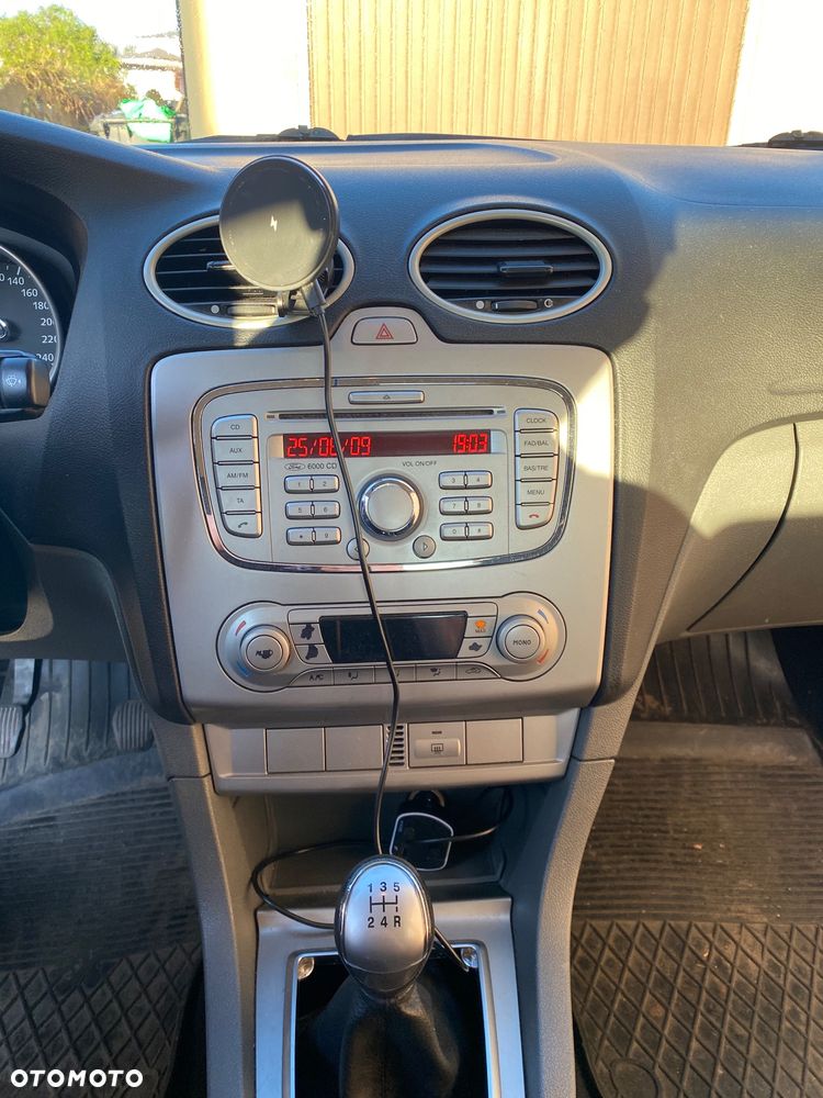 Ford Focus 1.6 16V Silver Magic - 9