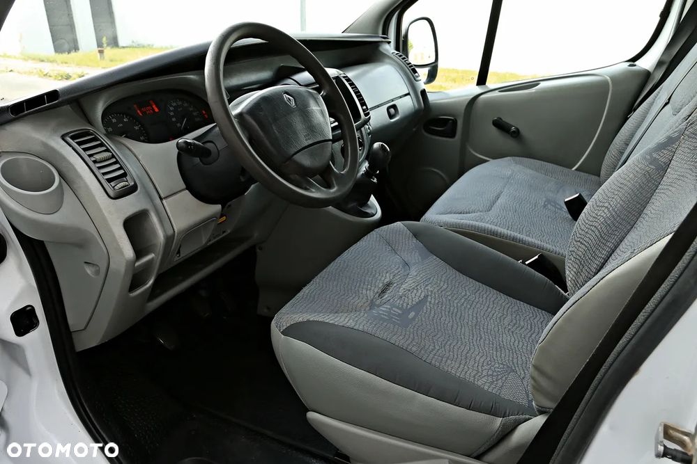 Renault Trafic - 27