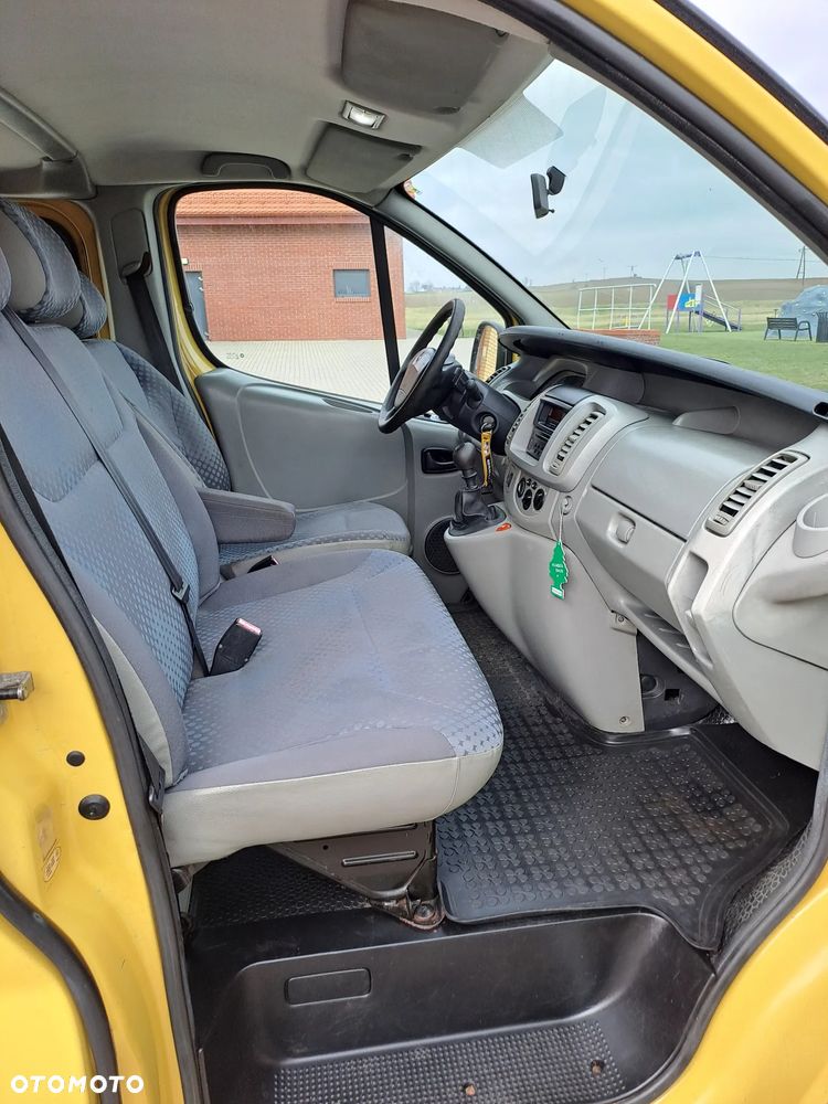 Renault trafic - 11