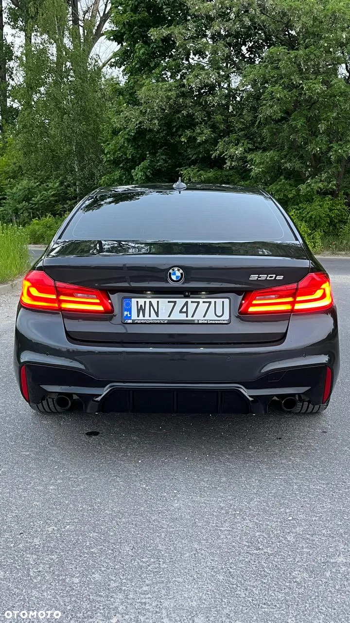 BMW Seria 5 530i xDrive Luxury Line sport - 11