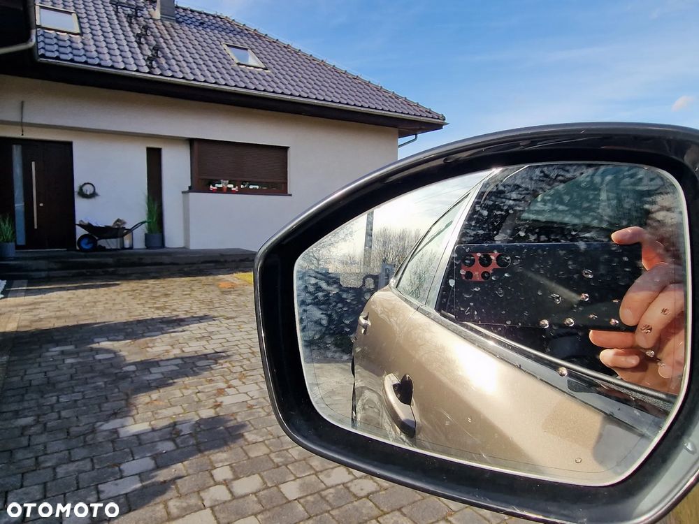 Jaguar F-Pace 20d AWD R-Sport - 20