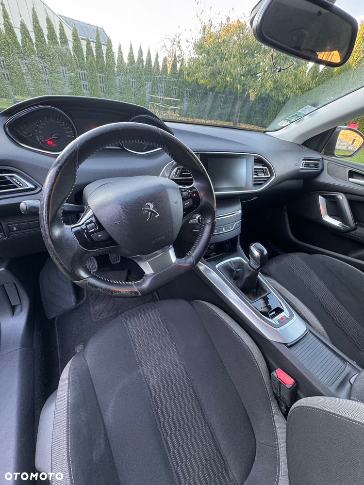 Peugeot 308 - 15