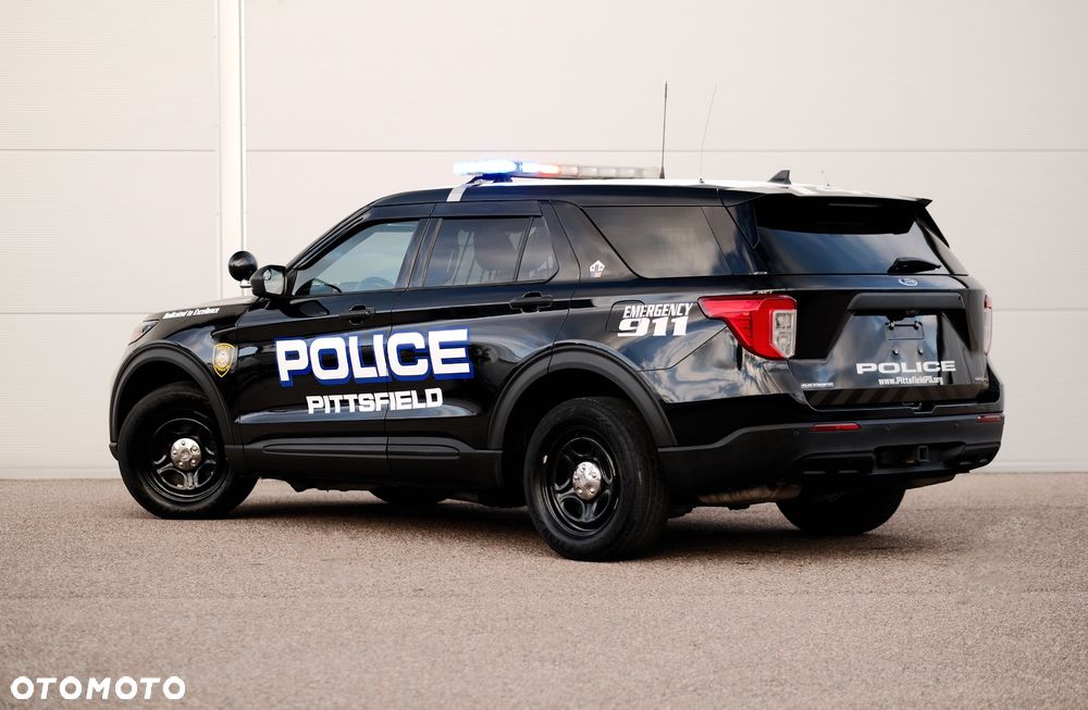 Ford Explorer - 8