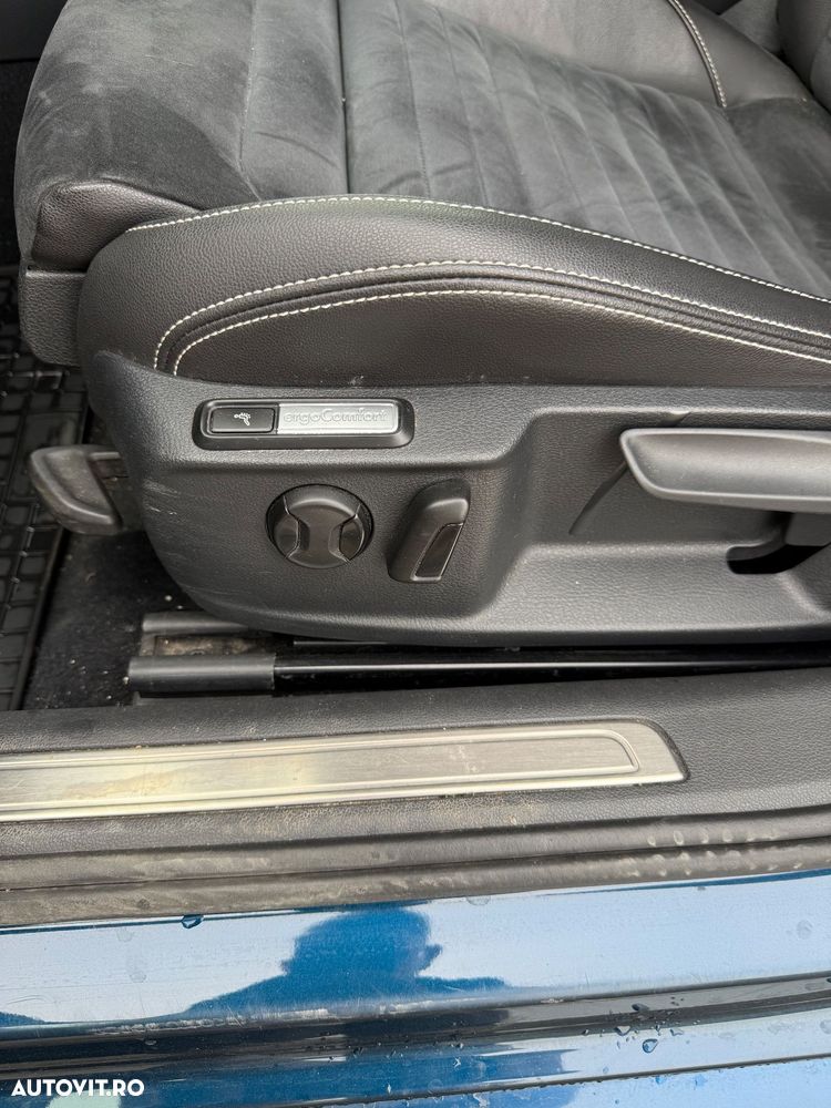 Volkswagen Passat 2.0 TDI DSG Highline - 7