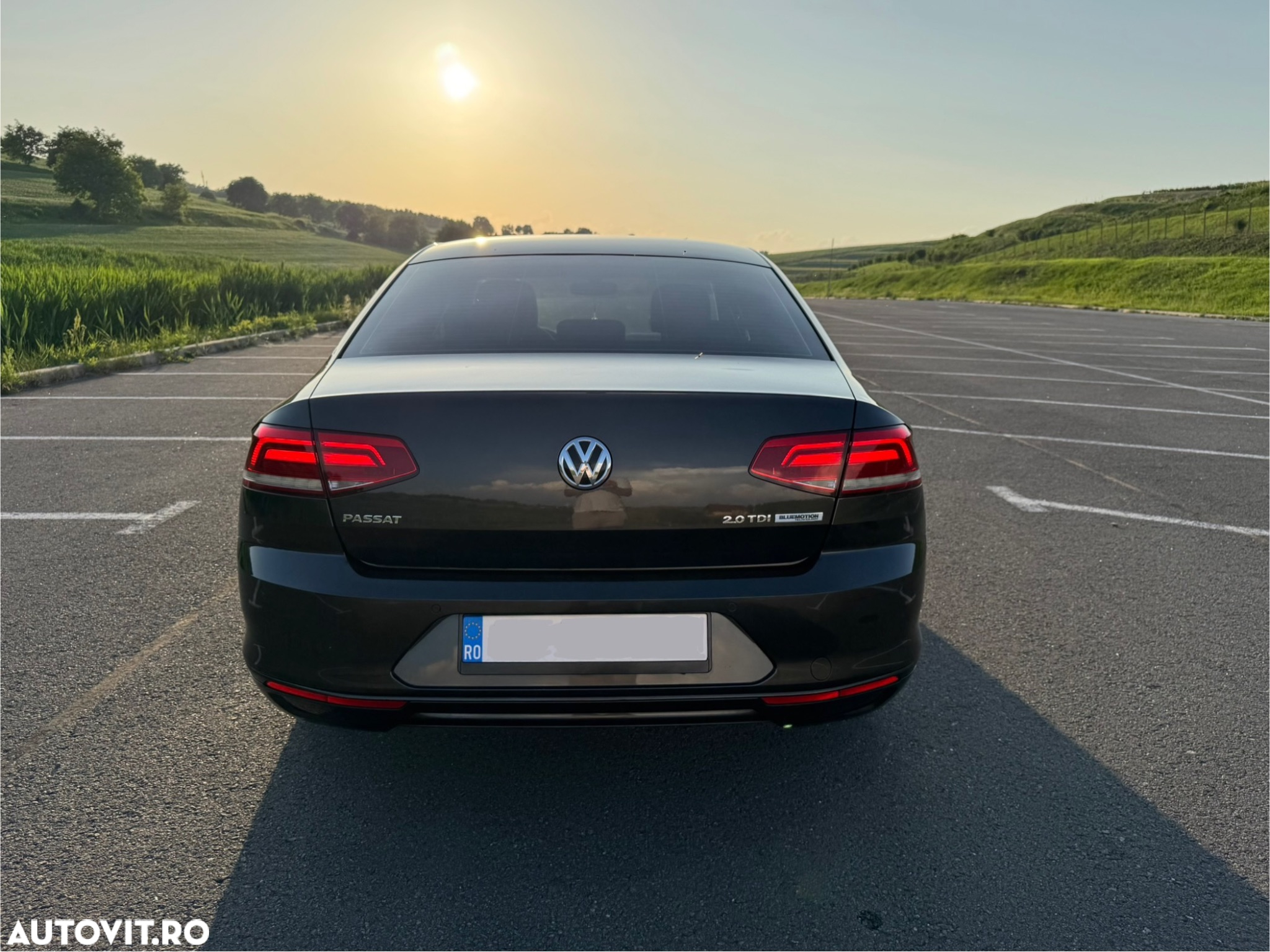 Volkswagen Passat 2.0 TDI Comfortline - 4