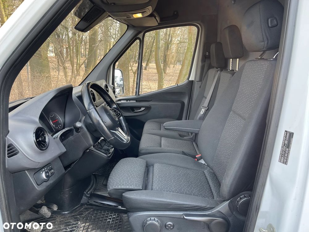 Mercedes-Benz Sprinter W907 319 CDI 2019 ROK 3.0 V6 190 KM MANUAL 6 BIEGÓW MAX MAXI DŁUGI L4H2 - 18