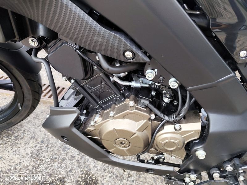 QJ Motor SRK 125S - 12