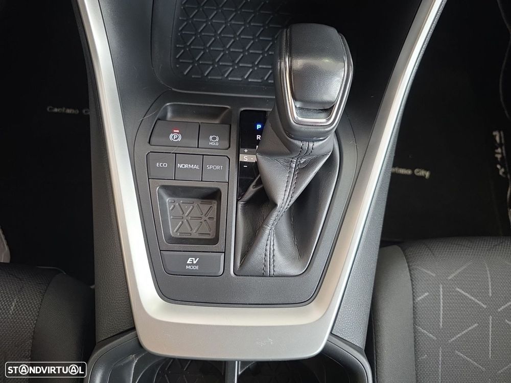 Toyota RAV4 2.5 HDF Comfort - 20