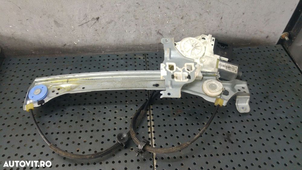 Macara geam cu motoras dreapta spate renault megane 3 827306548r 966363200 916829200 0130822331827200008r - 1