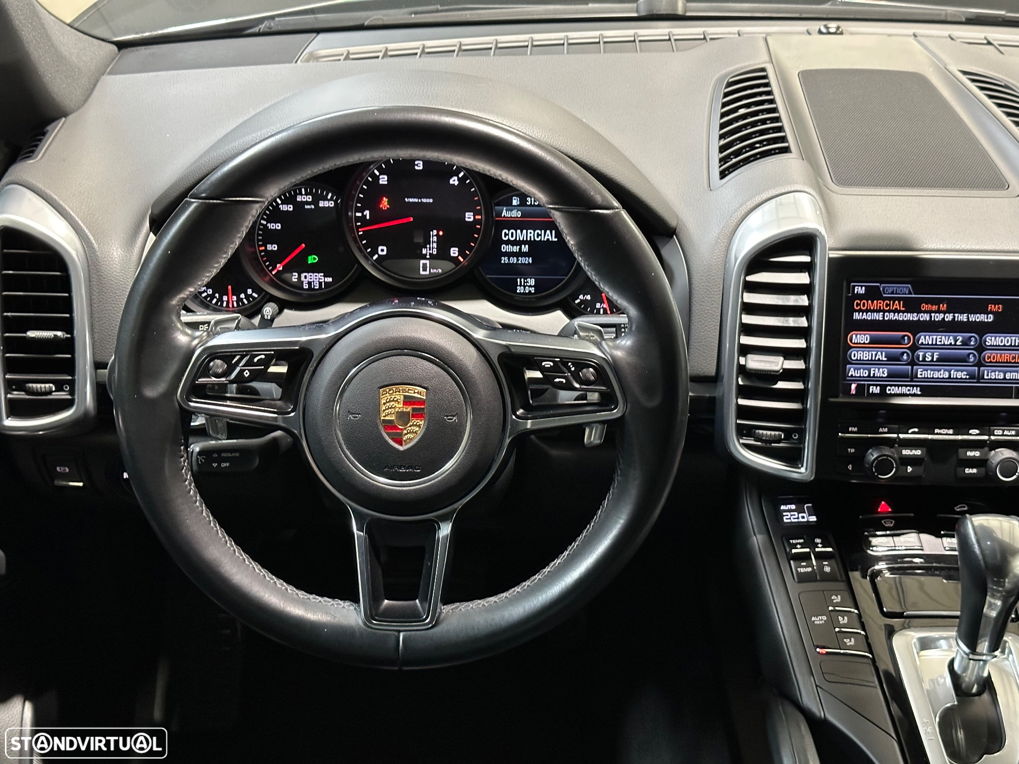 Porsche Cayenne Standard - 36