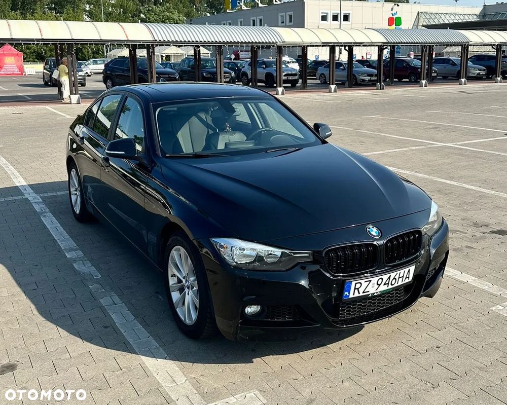 BMW Seria 3 320i xDrive Edition Luxury Line Purity - 2