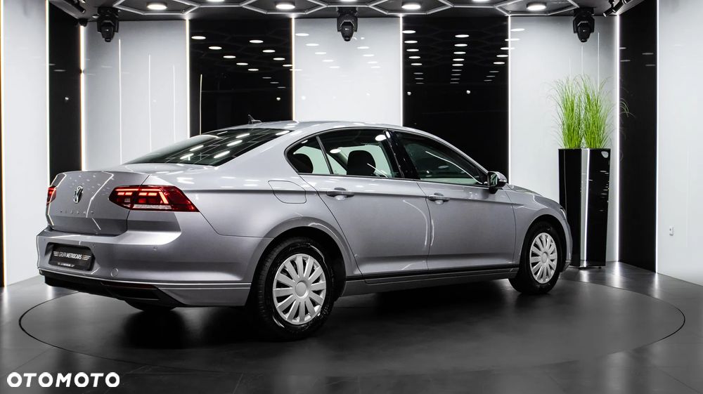 Volkswagen Passat 2.0 TDI EVO Essence - 7