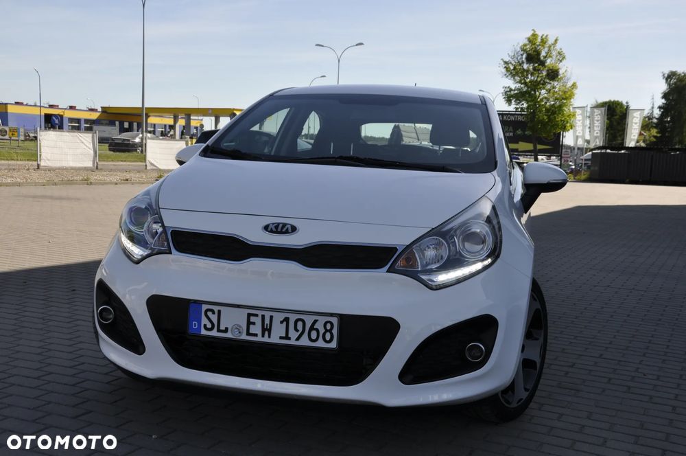 Kia Rio 1.2 Dream Team Edition - 8