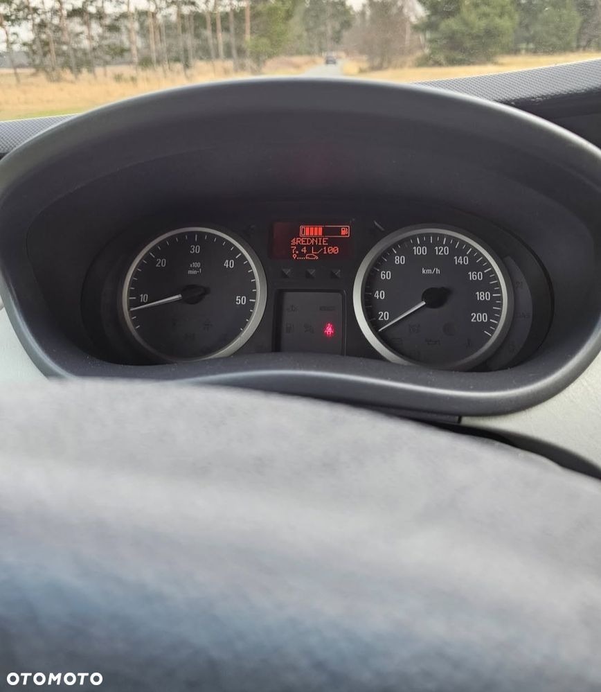 Opel Vivaro - 3
