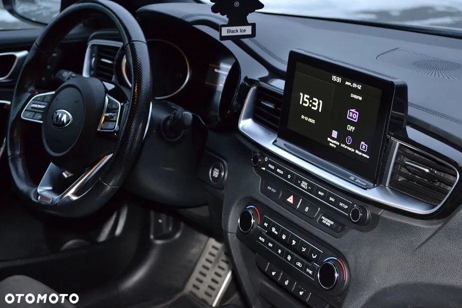 Kia ProCeed 1.6 T-GDI GT DCT - 20