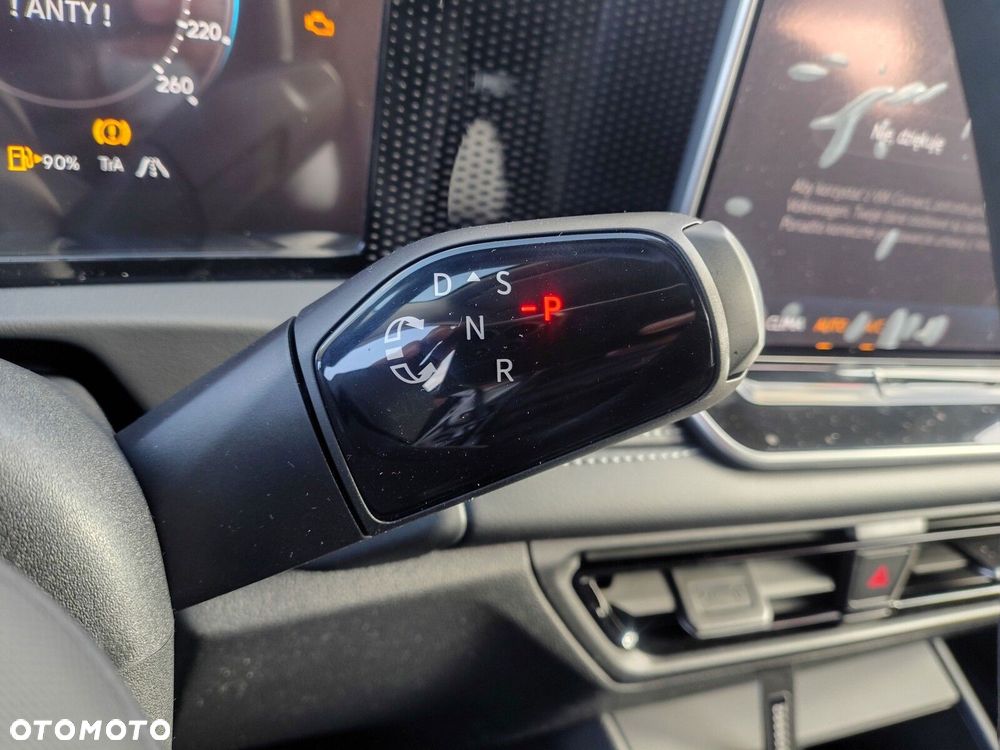 Volkswagen Tiguan - 23