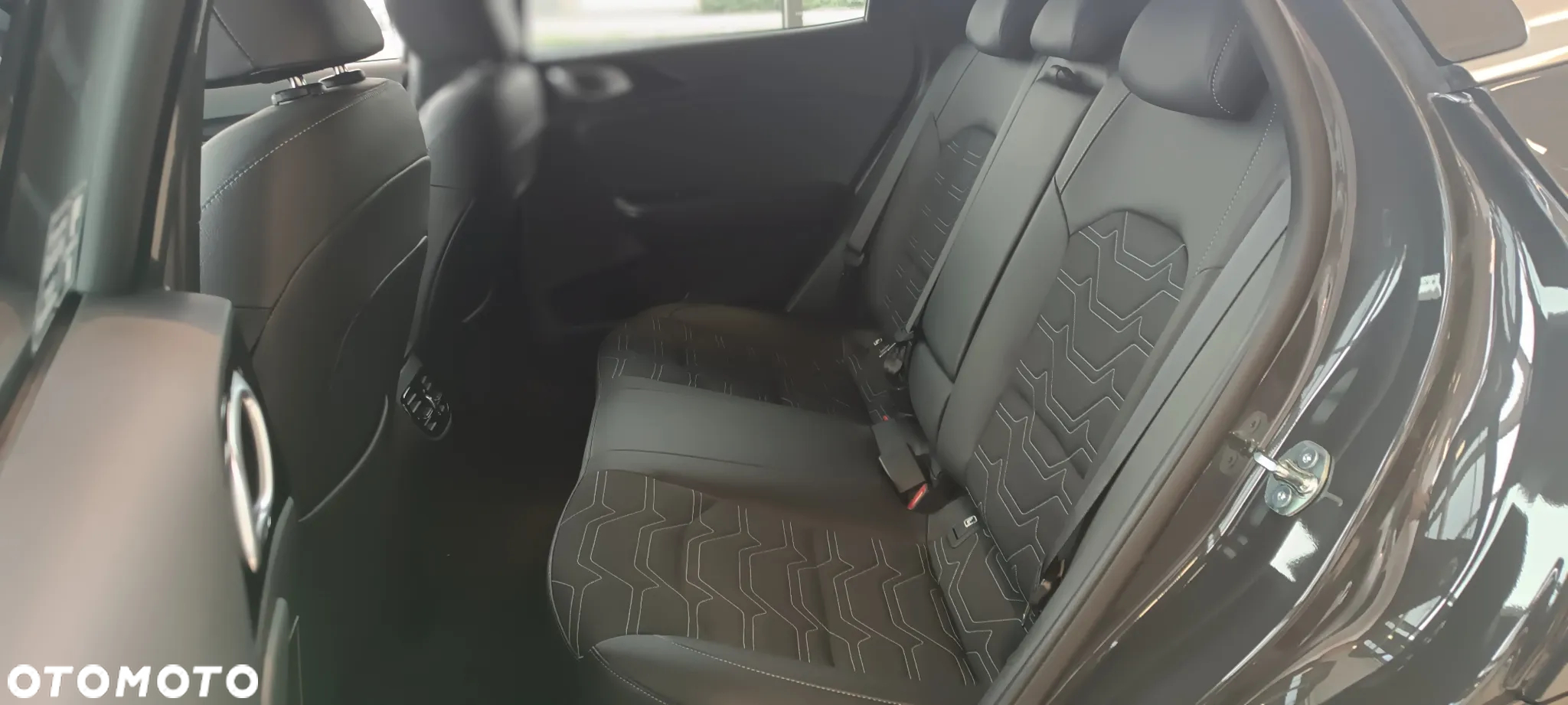 Kia XCeed 1.6 T-GDI Tribute DCT - 11