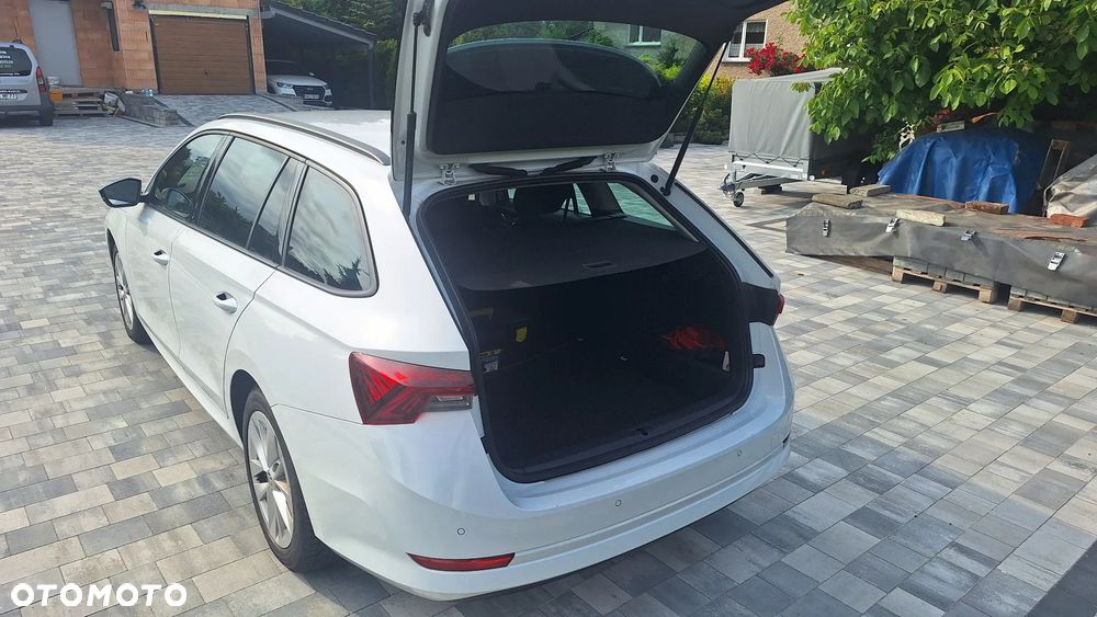 Skoda Octavia 2.0 TDI Ambition DSG - 12