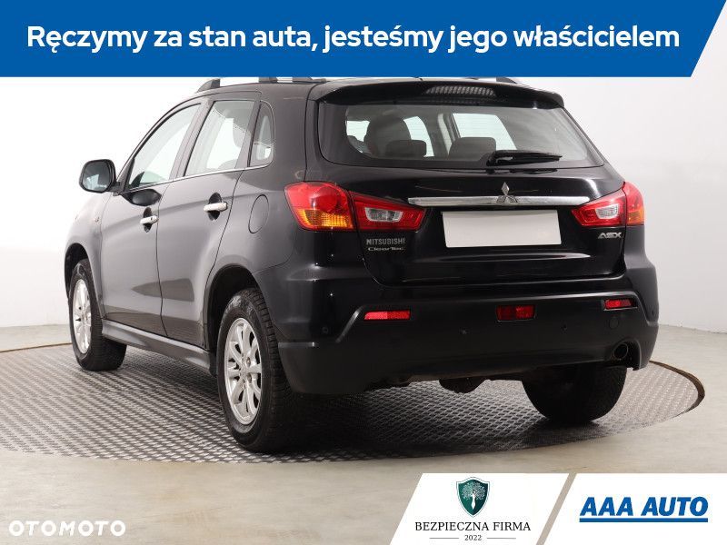 Mitsubishi ASX - 5
