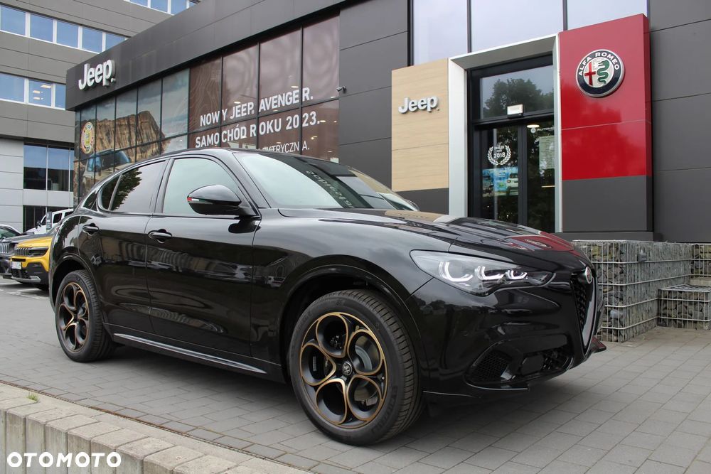 Alfa Romeo Stelvio 2.0 Turbo Intensa Q4 - 5