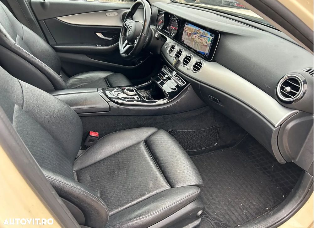 Mercedes-Benz E 220 d 4Matic T 9G-TRONIC Avantgarde - 6