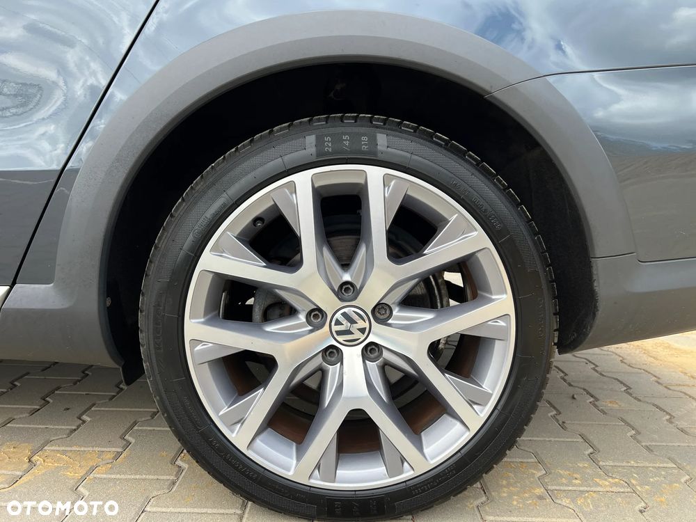Volkswagen Passat Alltrack 2.0 TDI 4Mot DSG - 10