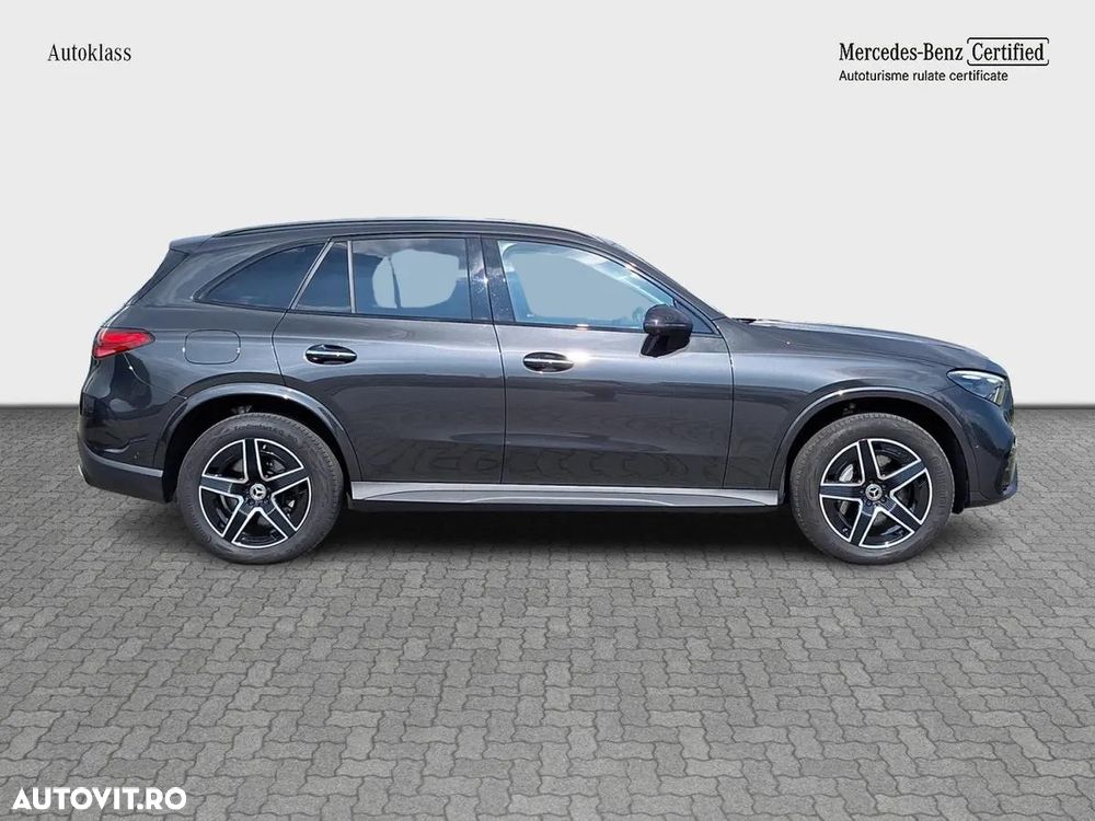Mercedes-Benz GLC 300 e 4MATIC - 8