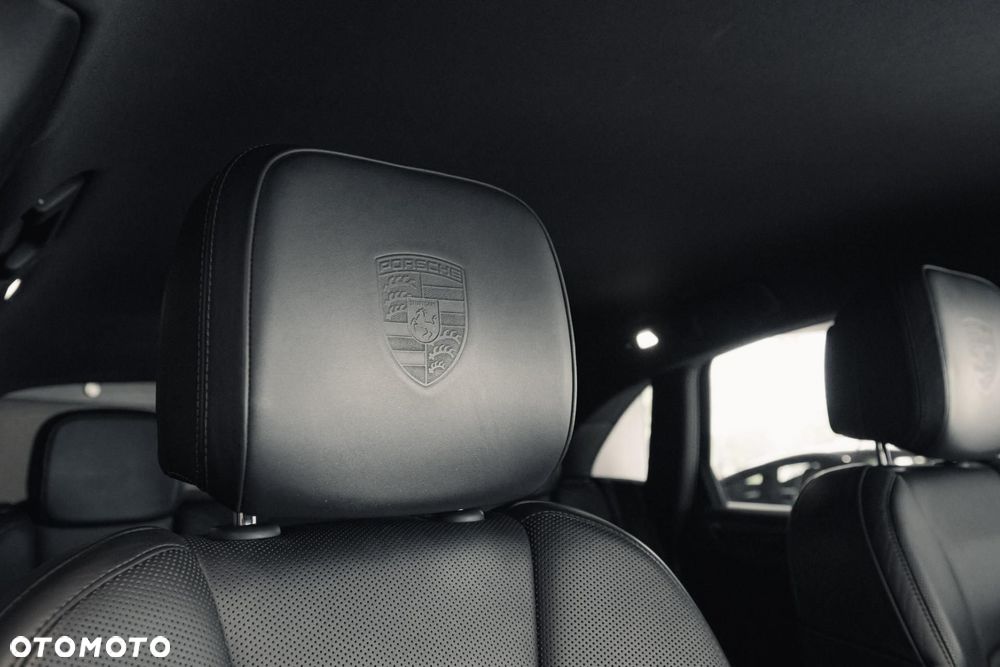 Porsche Macan S - 36