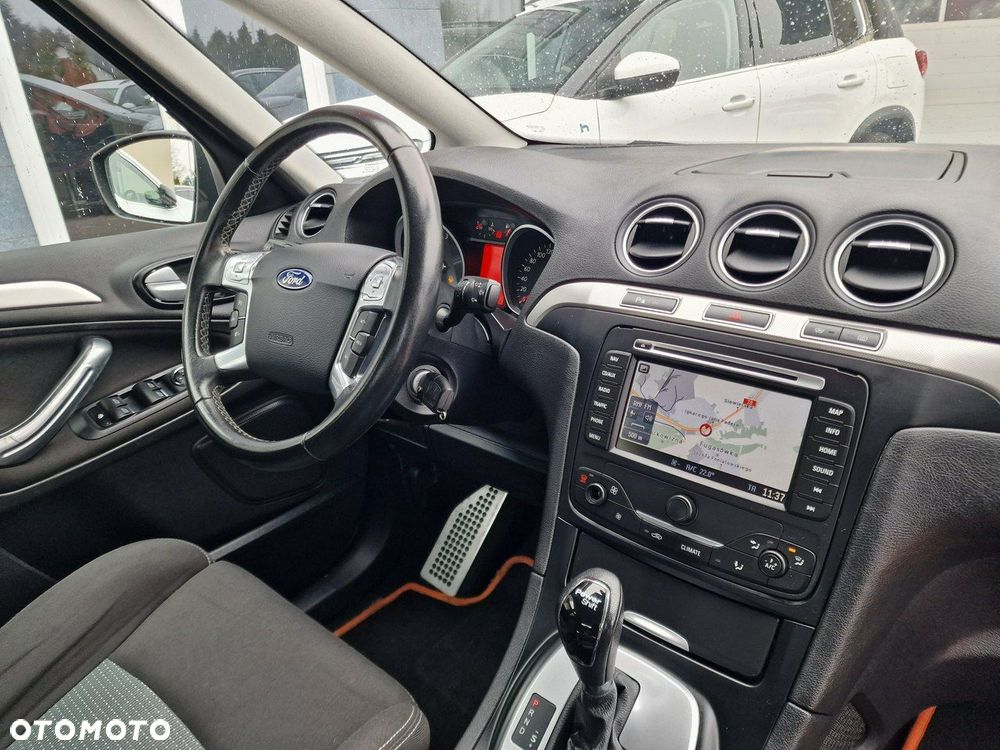 Ford S-Max 2.0 TDCi DPF Champions Edition - 25