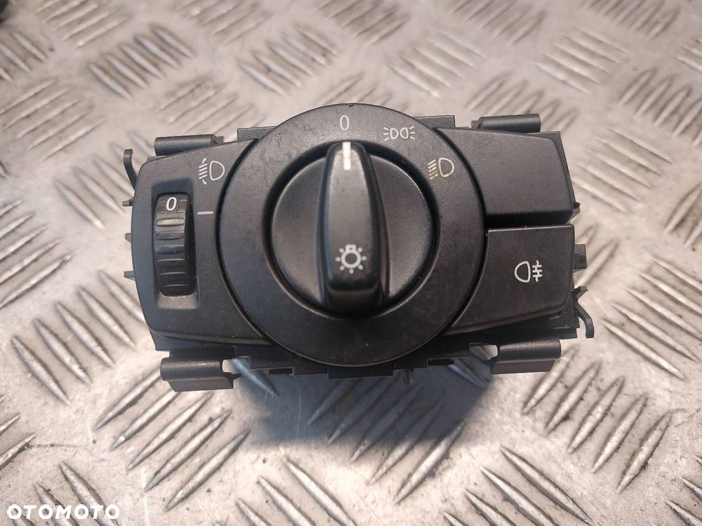 PRZEŁĄCZNIK ŚWIATEŁ  BMW E87 118d 6932795 - 1