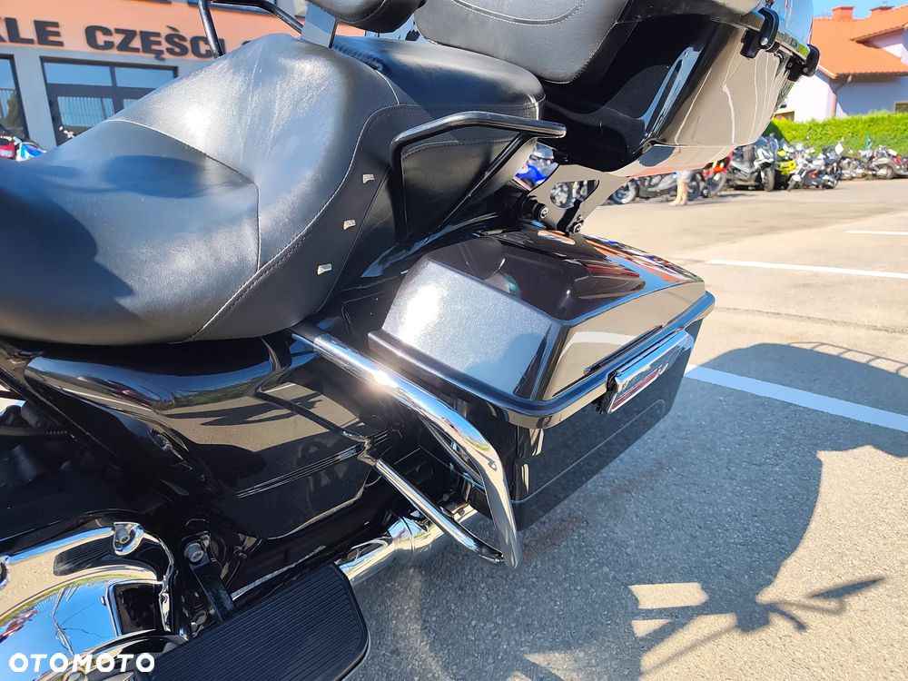 Harley-Davidson Touring Road King - 40