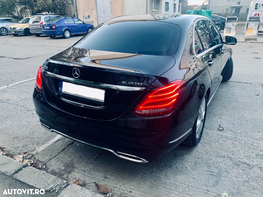 Mercedes-Benz C 220 d 4MATIC Aut. - 4